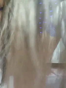 Snapshot of Love_Lysa_ chatting on September 11, 3:17 am Love Lysa online show from September 11, 3:17 am
