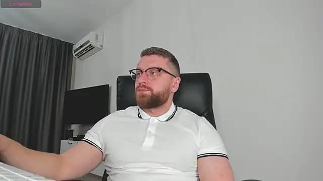 Findom guy online show from January 18, 5:39 pm