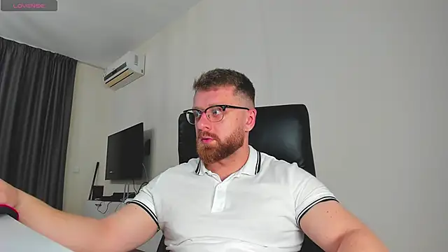 Findom guy online show from March 4, 10:21 am