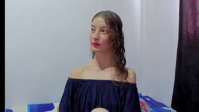 Snapshot of MiiaVolkova chatting on November 13, 5:34 pm MiiaVolkova online show from November 13, 5:34 pm