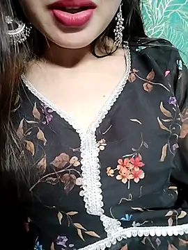 Noor Darliing online show from February 12, 6:30 pm