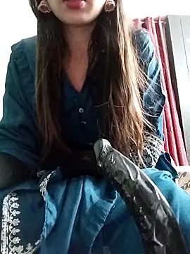 Noor Darliing online show from February 8, 3:15 pm