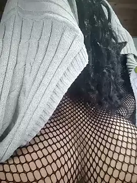 Snapshot of Victor-and-shelly chatting on February 16, 6:43 pm Victor-and-shelly online show from February 16, 6:43 pm