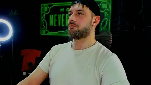 LexXHardy online show from March 18, 8:14 am