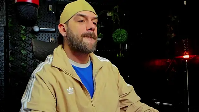 LexXHardy online show from April 4, 10:02 am