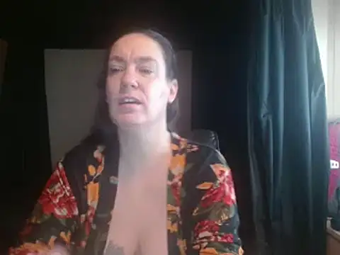 SimoneMoore online show from February 17, 5:32 pm