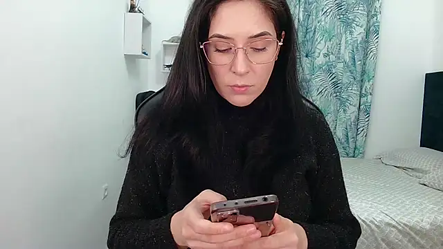 Lilith  D online show from January 8, 1:41 pm