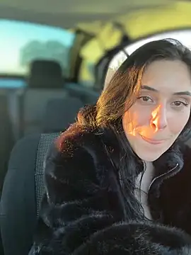 Lilith  D online show from February 5, 5:42 pm