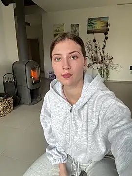 Snapshot of secretcrazy69 chatting on January 21, 1:54 pm secretcrazy69 online show from January 21, 1:54 pm