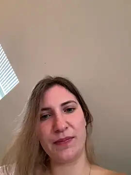 Snapshot of secretcrazy69 chatting on February 9, 2:40 pm secretcrazy69 online show from February 9, 2:40 pm