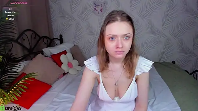 Linda Bryant online show from March 15, 12:49 am