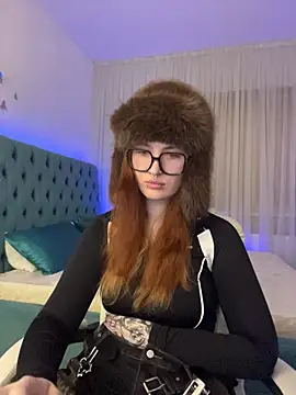  Chlo  e online show from October 26, 9:42 pm