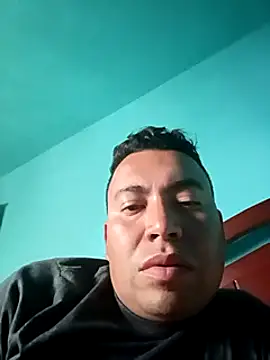 Snapshot of Diego_leon27 chatting on December 27, 4:43 pm Diego leon27 online show from December 27, 4:43 pm