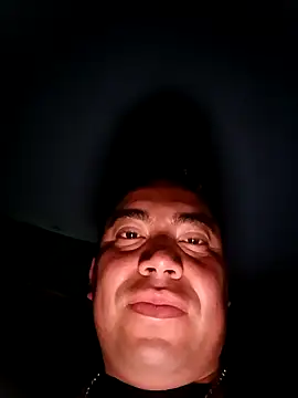 Snapshot of Diego_leon27 chatting on January 11, 3:55 am Diego leon27 online show from January 11, 3:55 am