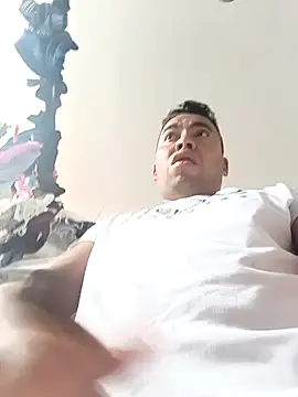 Snapshot of Diego_leon27 chatting on January 28, 6:49 pm Diego leon27 online show from January 28, 6:49 pm