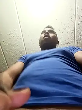 Snapshot of Diego_leon27 chatting on February 1, 9:54 am Diego leon27 online show from February 1, 9:54 am