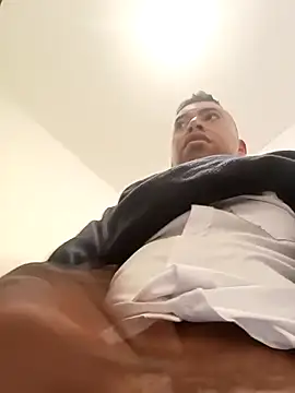 Snapshot of Diego_leon27 chatting on September 18, 4:58 am Diego leon27 online show from September 18, 4:58 am