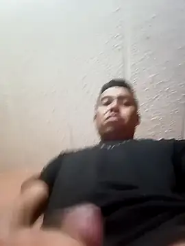 Snapshot of Diego_leon27 chatting on October 10, 2:10 am Diego leon27 online show from October 10, 2:10 am