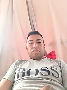 Snapshot of Diego_leon27 chatting on November 25, 3:34 pm Diego leon27 online show from November 25, 3:34 pm