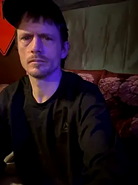 Snapshot of KBONE36 chatting on December 20, 8:49 pm KBONE36 online show from December 20, 8:49 pm