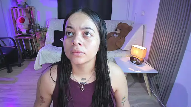 Cuttiealice online show from February 14, 3:15 pm