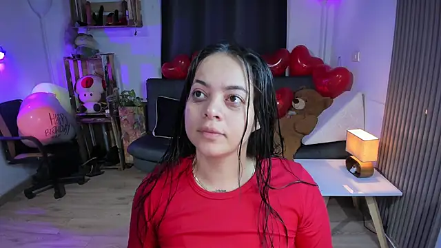 Cuttiealice online show from February 22, 1:24 pm