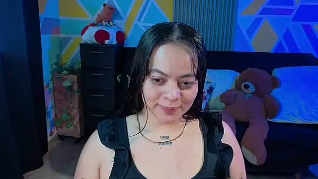 Cuttiealice online show from September 13, 11:54 am