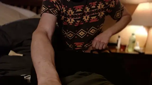 Keebs312 online show from October 16, 4:24 am