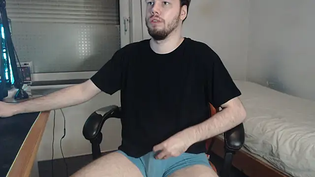 Snapshot of PrinsDutchHonry chatting on October 22, 11:15 pm PrinsDutchHonry online show from October 22, 11:15 pm