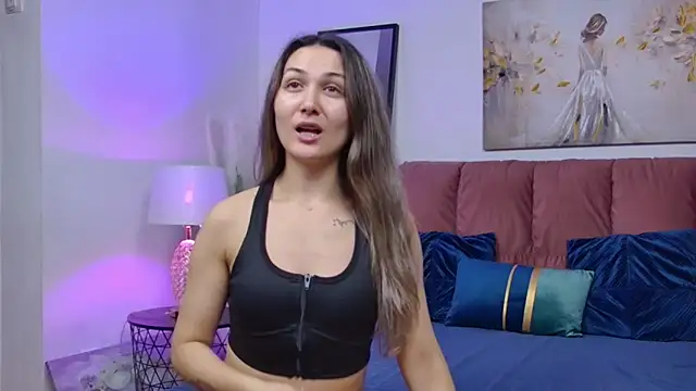 NicolLopeze online show from February 4, 4:57 pm