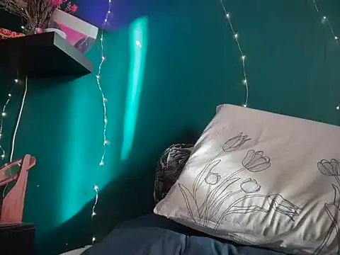 MistyParadiso online show from March 18, 4:04 pm