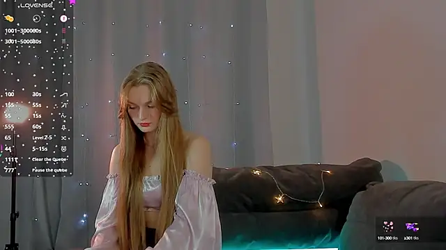 Barbie-Doll- online show from December 9, 11:24 pm