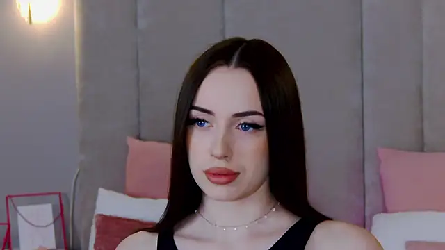 Snapshot of Betty_Bridge chatting on March 10, 5:43 am Betty Bridge online show from March 10, 5:43 am