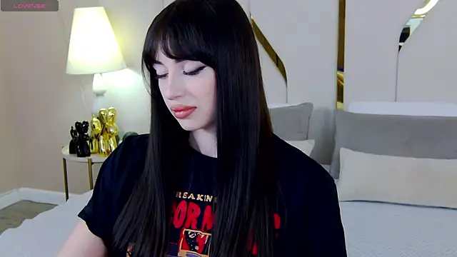 Snapshot of Betty_Bridge chatting on September 15, 5:18 am Betty Bridge online show from September 15, 5:18 am