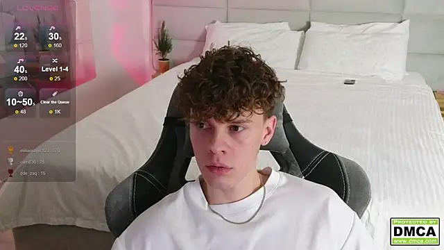 cute thomas online show from January 12, 9:29 pm