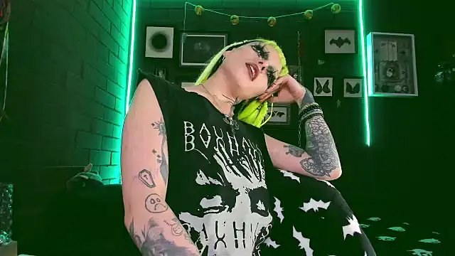 insania 9999  online show from January 24, 9:37 pm