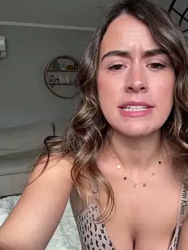 Snapshot of Wetbabygirlxo chatting on October 28, 2:42 pm Wetbabygirlxo online show from October 28, 2:42 pm