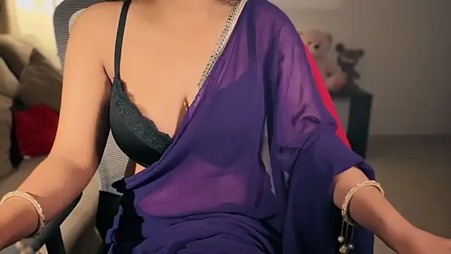 Snapshot of LushRitu chatting on February 19, 5:27 pm LushRitu online show from February 19, 5:27 pm