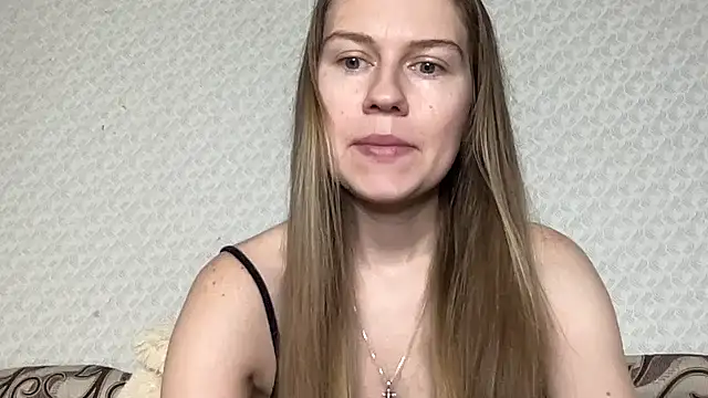 Snapshot of dream_alexa chatting on February 6, 6:08 am dream alexa online show from February 6, 6:08 am