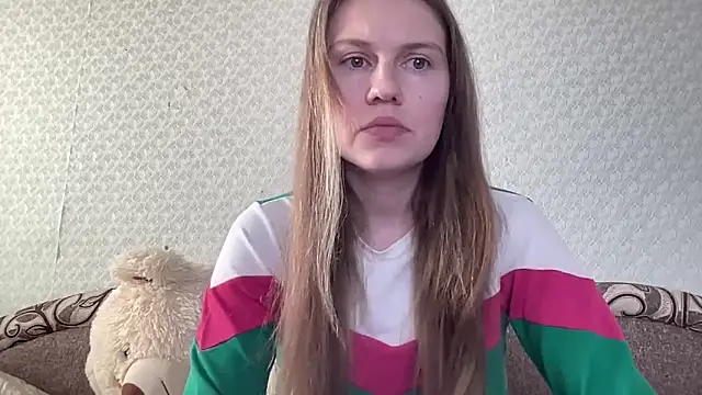 Snapshot of dream_alexa chatting on February 24, 10:48 am dream alexa online show from February 24, 10:48 am