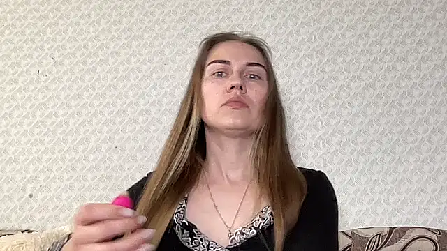 Snapshot of dream_alexa chatting on March 14, 12:07 pm dream alexa online show from March 14, 12:07 pm