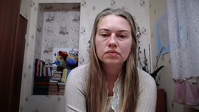 Snapshot of dream_alexa chatting on September 15, 6:52 pm dream alexa online show from September 15, 6:52 pm