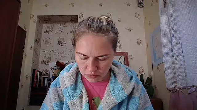 Snapshot of dream_alexa chatting on September 21, 3:30 am dream alexa online show from September 21, 3:30 am