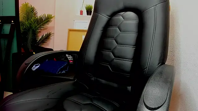 Persephoni online show from March 9, 8:51 am