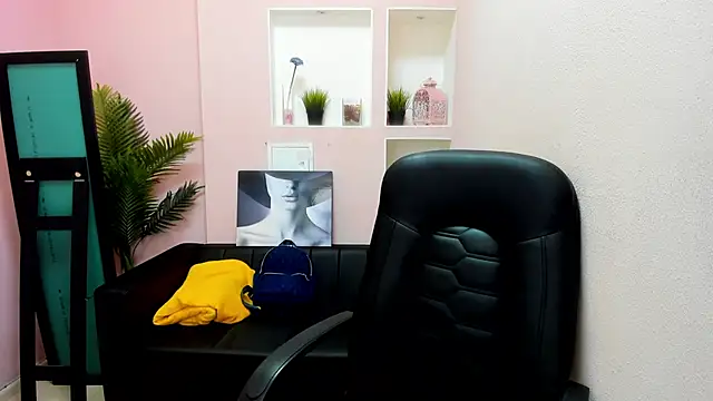 Persephoni online show from March 15, 6:03 am