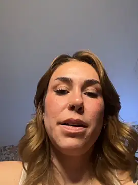 LeaGambit   online show from March 28, 4:01 am