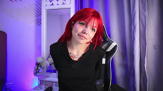 Snapshot of dianebleu chatting on January 21, 6:33 am dianebleu online show from January 21, 6:33 am