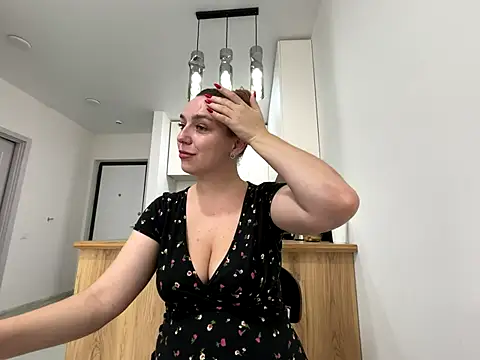 Janeee online show from November 5, 6:24 am