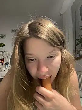 Snapshot of kimczii chatting on June 3, 6:16 am kimczii online show from June 3, 6:16 am