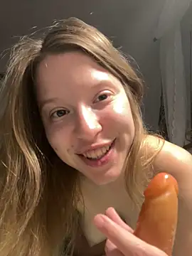 Snapshot of kimczii chatting on June 8, 12:27 pm kimczii online show from June 8, 12:27 pm